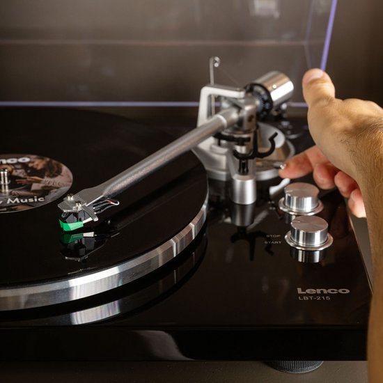 Lenco Platenspeler met Bluetooth - Metalen draaiplateau toonarm en contragewicht - Lenco Expertise lijn - LBT-215BK - Piano Black