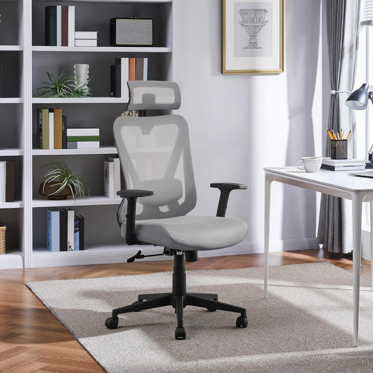 Yaheetech Ergonomische Bureaustoel met Verstelbare Lendensteun en Hoofdsteun 70 × 70 × 125 cm Lichtgrijs