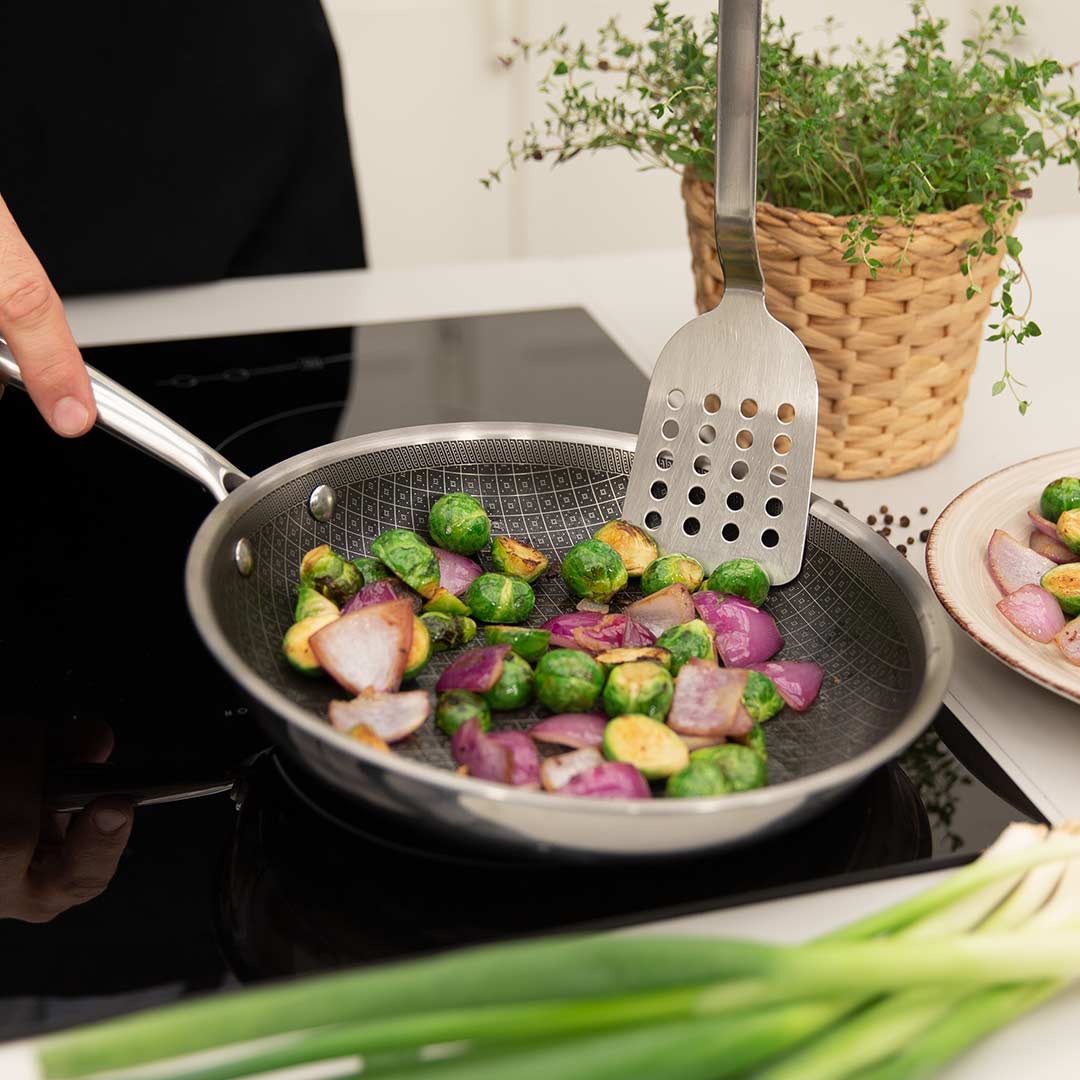 Livington Titan Pan Braadpan 20 cm - Edelstaal met Diamant Antiaanbaklaag - Inclusief Digitale Thermometer