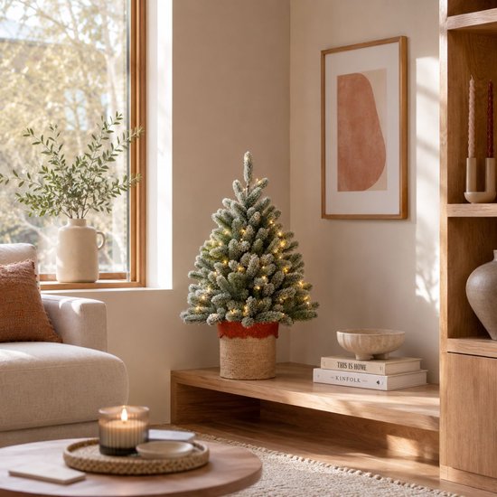 Black Box Trees Nagoya Kunstkerstboom met Verlichting - Kunstboom H90 x D42 cm - Kunst Kerstboom Besneeuwde Takken - in Kunststof Pot - Kerstdecoratie voor Binnen - met Batterij en Timer - 175 Tips