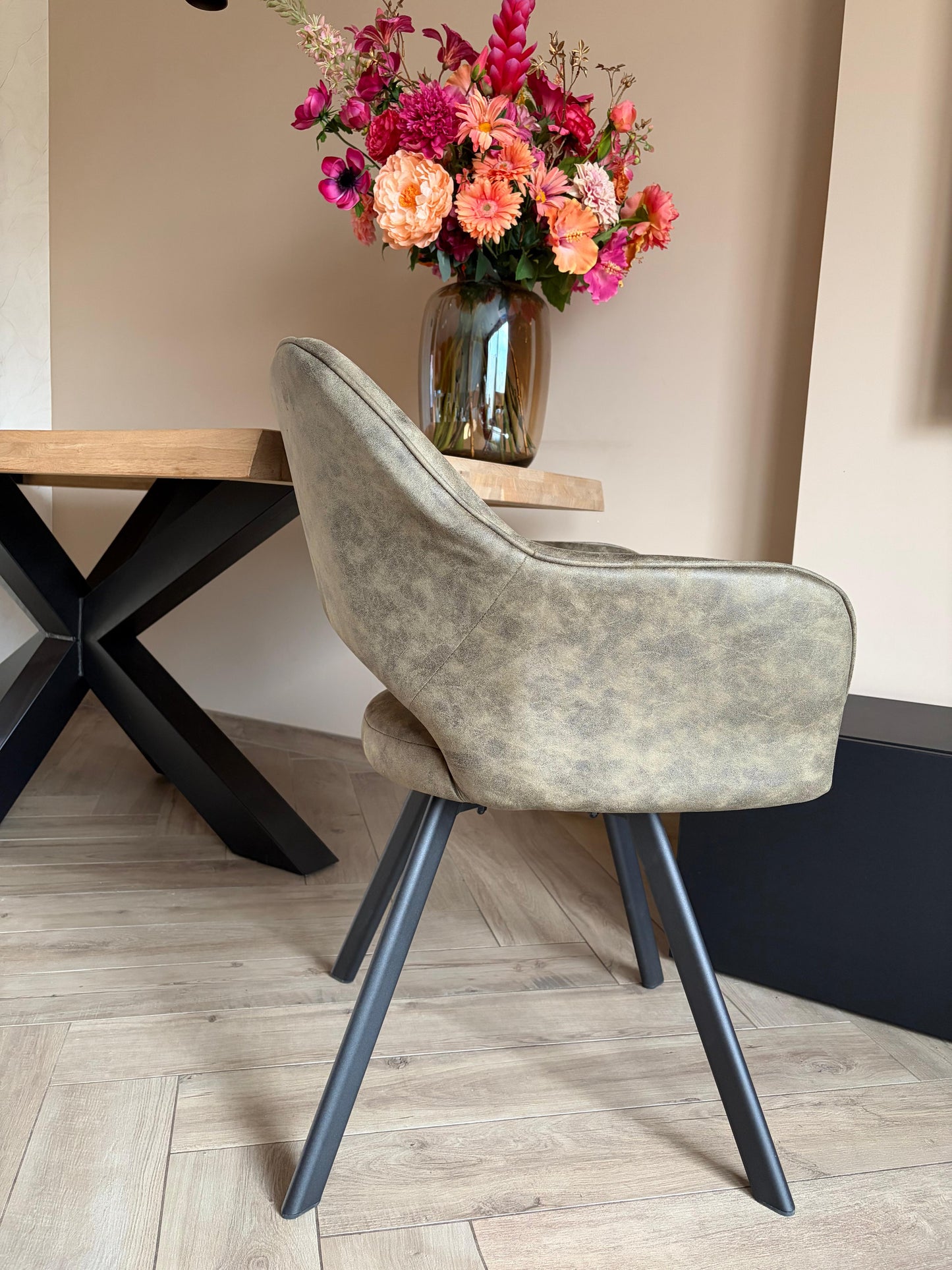 Meubel31 Tenno Draaibare Eetkamerstoelen Set van 2 - Microvezel - 55 x 45 x 88 cm - 360° Draaibaar