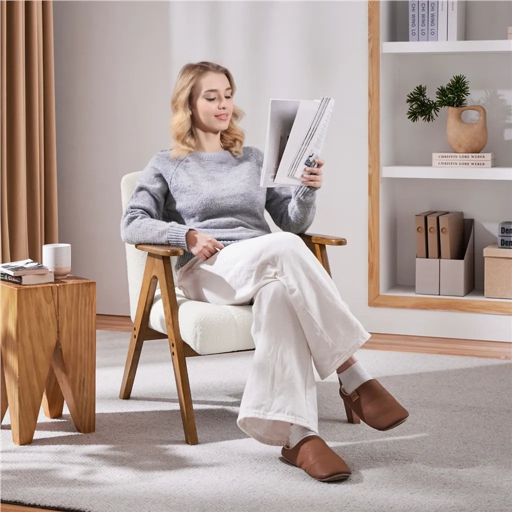 Yaheetech Fauteuil Wit – Bouclé Loungestoel met Armleuningen en Houten Poten – 60,5 x 68,5 x 73 cm
