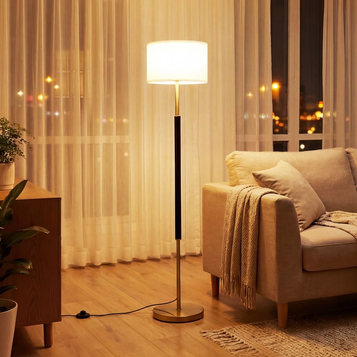 Coast Staande Lamp - linnen lampenkap - voetschakelaar - zwart - 165 cm