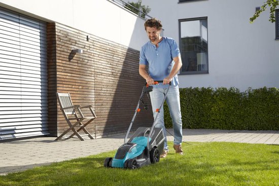 GARDENA Powermax 32 Grasmaaier - Maaibreedte 32 cm - Gazons tot 200 m2