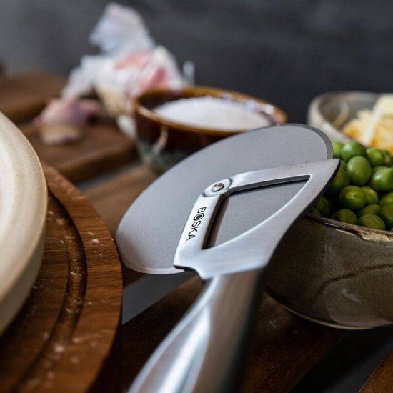 Boska Pizzasnijder Monaco+ - Pizzaroller - RVS - Ergonomische pizzasnijder - Cadeauverpakking - Giftbox - Cadeautips voor mannen - Keukengerei - Keuken accessoires - Levenslange garantie
