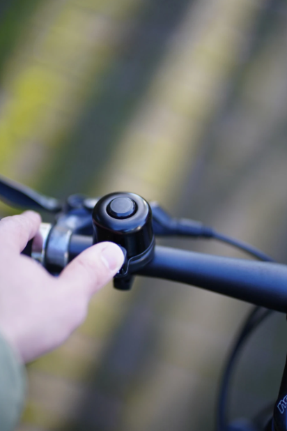 Prophete Smart Fietsbel - Mat Zwart - Apple Zoek Mijn Tracker - Aluminium