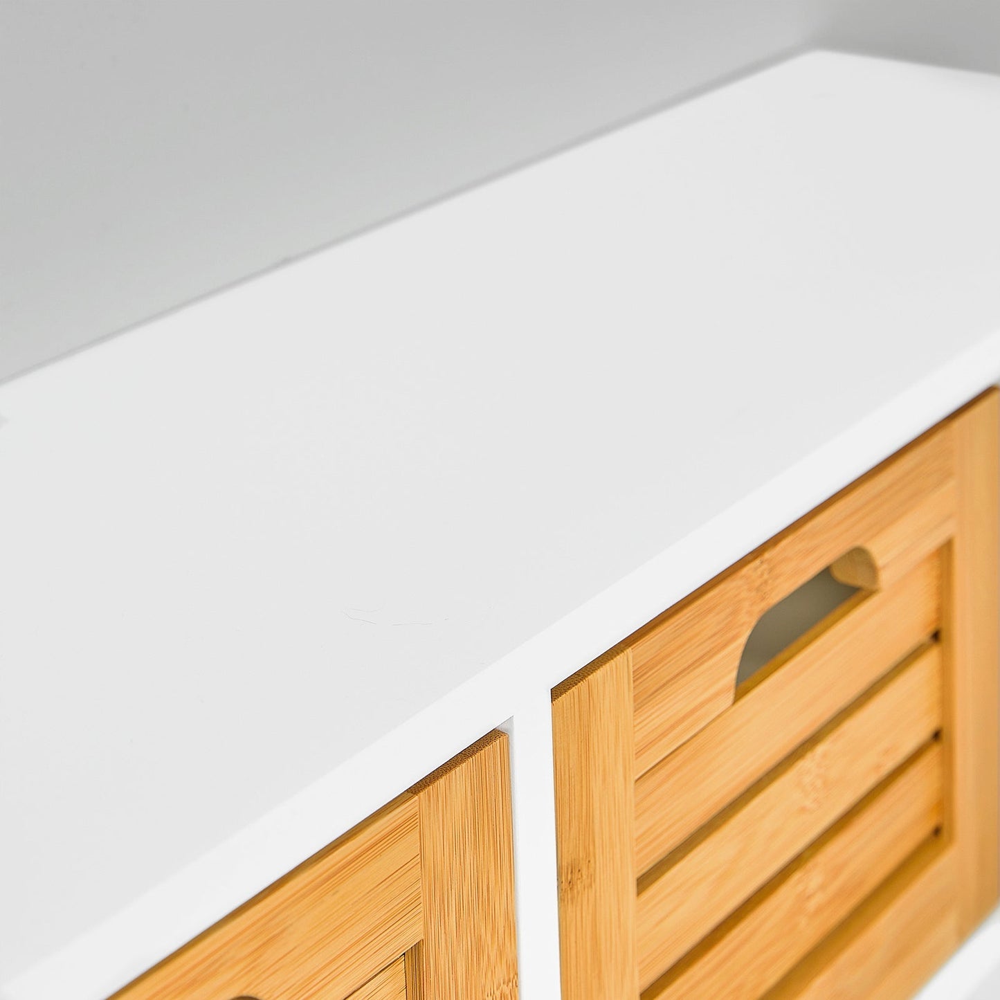 SoBuy Wandgarderobe - Hangrek met 3 manden en 4 haken - Max. 15KG - 80 x 25 x 20 cm - Wit