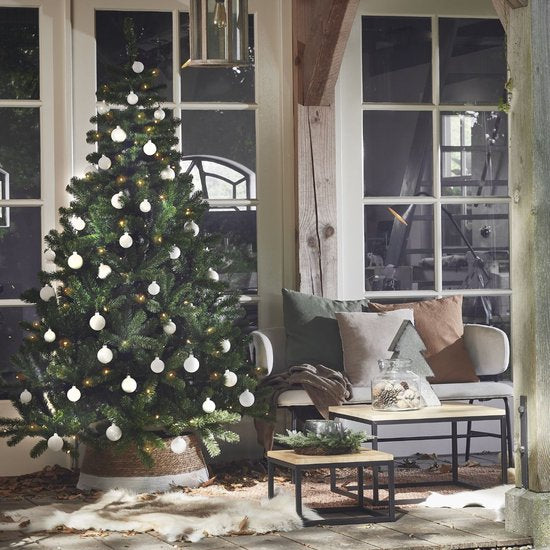 Black Box Trees Charlton Kerstboom - Kerstversiering voor Binnen met Natuurlijke Uitstraling - Kunstboom van Zachte PVC Naaldjes voor Realistische Look - H155 x Ø91 cm - Groen