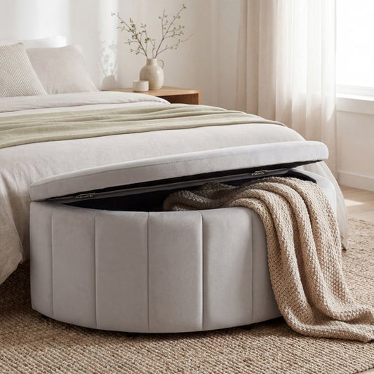 tectake® Gestoffeerde Bank Moon - Hocker met Opbergruimte - Groot Opbergvak - Halve Maan Vorm - Zitbankje - 108 x 48 x 38,5 cm - Draagkracht 150 kg - Fluweel Taupe