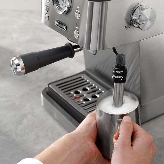 De'Longhi Classic EM450.M – Pistonmachine - Handmatige Espresso & Cappuccino - Volledig RVS Behuizing - Zilver