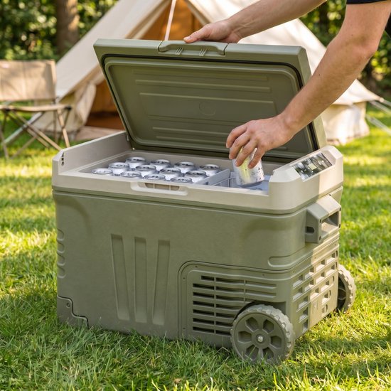 Auronic Elektrische Koelbox - Compressor - 50L - 12V en 240 volt - Camping Koelkast - Frigobox Auto - Met Wielen en Hendel - Groen