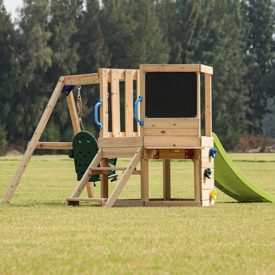 AXI Timo Mini Speeltoestel met Babyschommel, Klimwand en Krijtbord – Rode Glijbaan – FSC hout – Klein speeltoestel voor de tuin / buiten