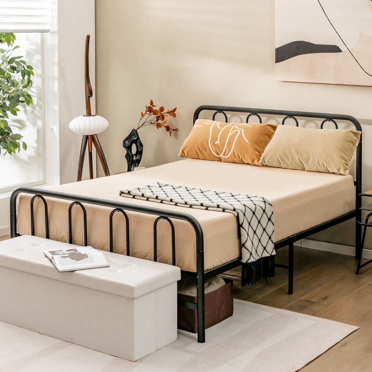 Coast bedframe gemaakt van metaal met hoofd en voetonderdeel modern platformbed 209 x 144 x 101 cm zwart