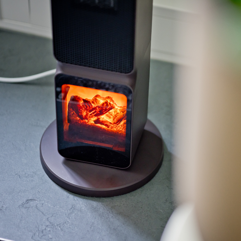 QLT Torenheater met vlammenspel – 92 cm hoog – zwart – stijlvolle elektrische heater voor binnen en overdekt terras