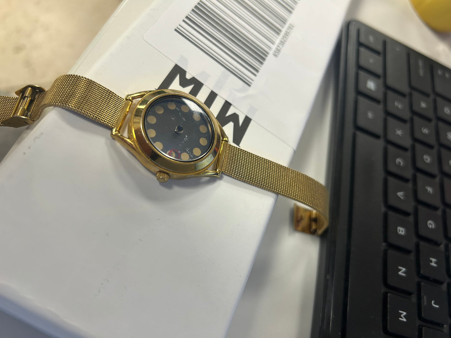 Mr Jones Cyclops Deluxe Watch - dameshorloge - goud - 37 mm - roestvrij staal mesh