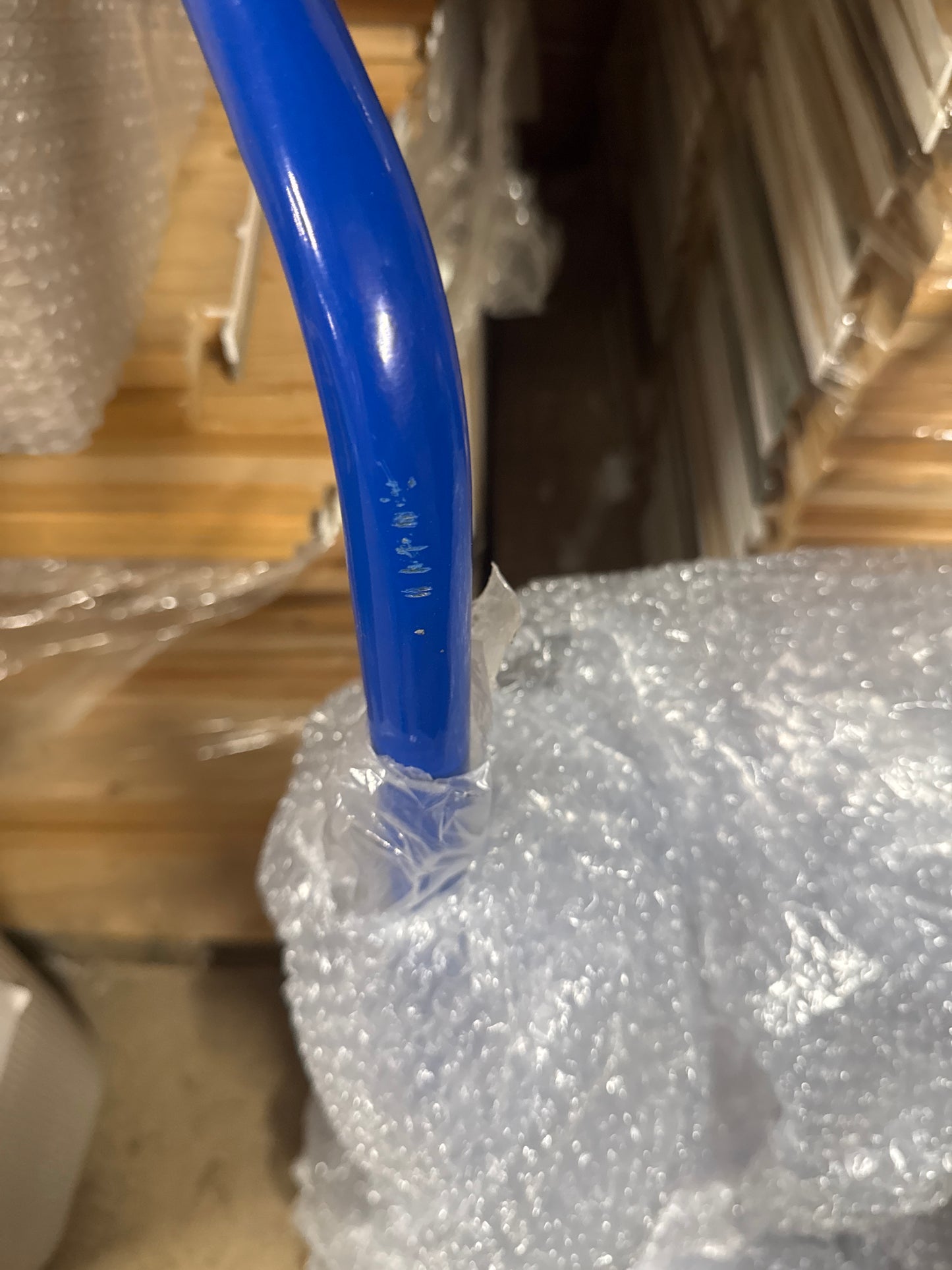 Toolland Steekwagen QT103E – Voorzien Van Massief Rubberen Banden En Antislip Laadoppervlak En Ergonomische Handgrepen – For Logistiek En Verhuizingen – Zwart Staal – 80 kg