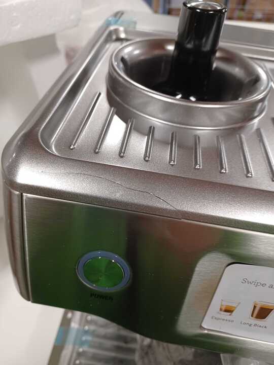 Sage Espressomachine The Barista Touch – Artikel Beschadigd – Voorzien Van Intuïtief Touchscreen En Geïntegreerde Koffiemolen En Automatisch Stoompijpje – Voor Americano En Cappuccino – Roestvast Staal Rvs – Twee Liter