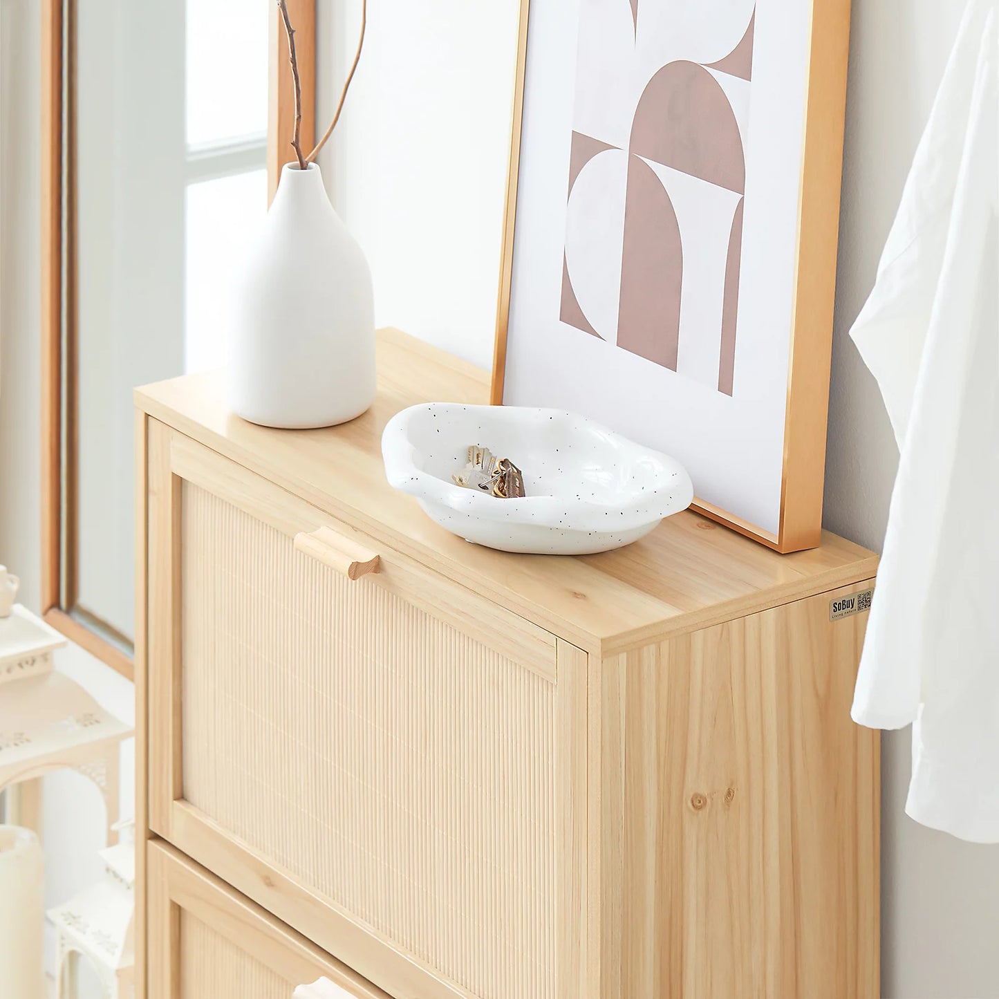 SoBuy Schoenenkast FSR160-N – Voorzien Van Twee Kantelbare Laden En Bamboe Vlechtwerk En Anti-kantelsysteem – Voor Hal En Gang – Houtlook Bruin Mdf En Bamboe – 60 x 24 x 80 cm