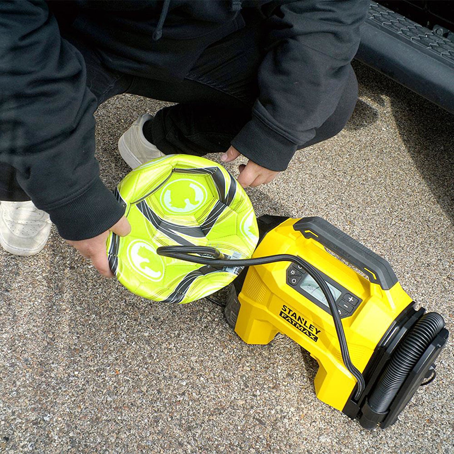 Stanley Fatmax 3-in-1 Compressor Stofzuiger SXVI02001A – 370 x 143 x 261 mm